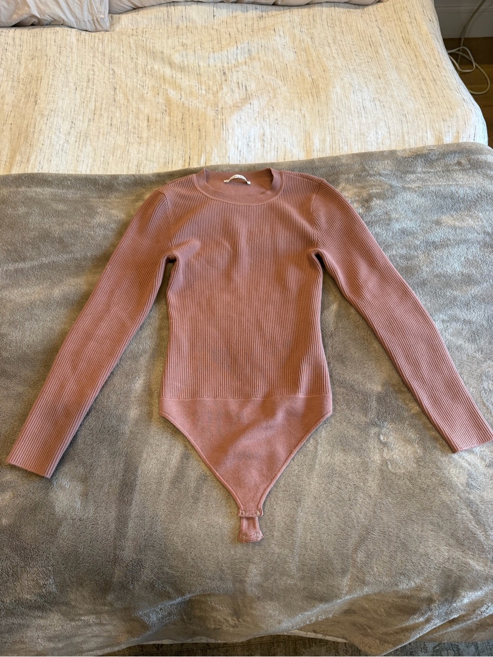 Abercrombie Ribbed Long-Sleeve Bodysuit in Dusty Mauve